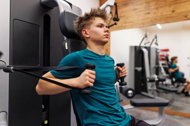 Le boom costaud de la musculation chez les ados