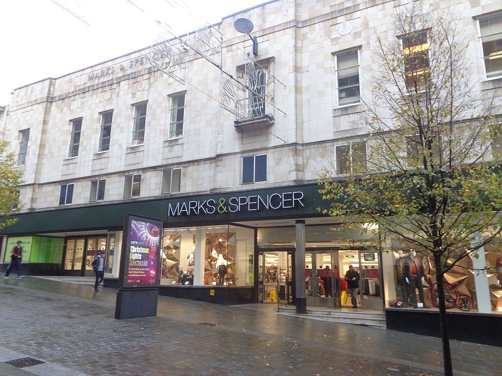 Marks and Spencer: 500 M de livres pour 20 nouveaux magasins au Royaume-Uni