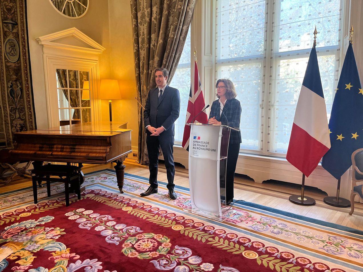 Volontariat International en Entreprise : La jeunesse française moteur précieux de la relance économique