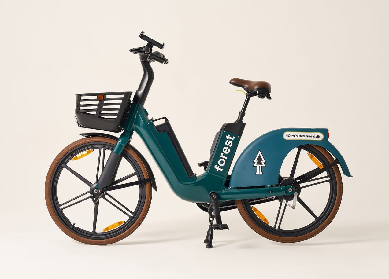 Louer des vélos électriques à Londres avec Forest
