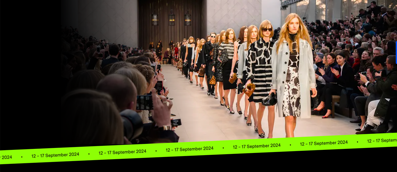 Coup d'envoi de la Fashion week de Londres avec la star Charli XCX