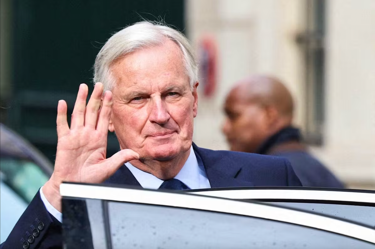Démission de Barnier : "Chaos" et "incertitude", la France "saute dans le vide", selon la presse européennne