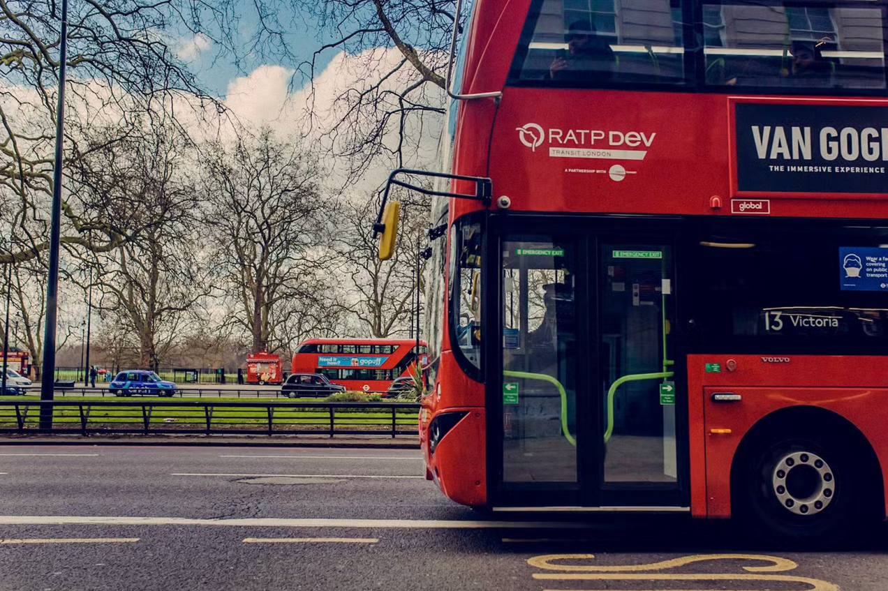 Londres: la RATP va vendre ses bus au géant local FirstGroup