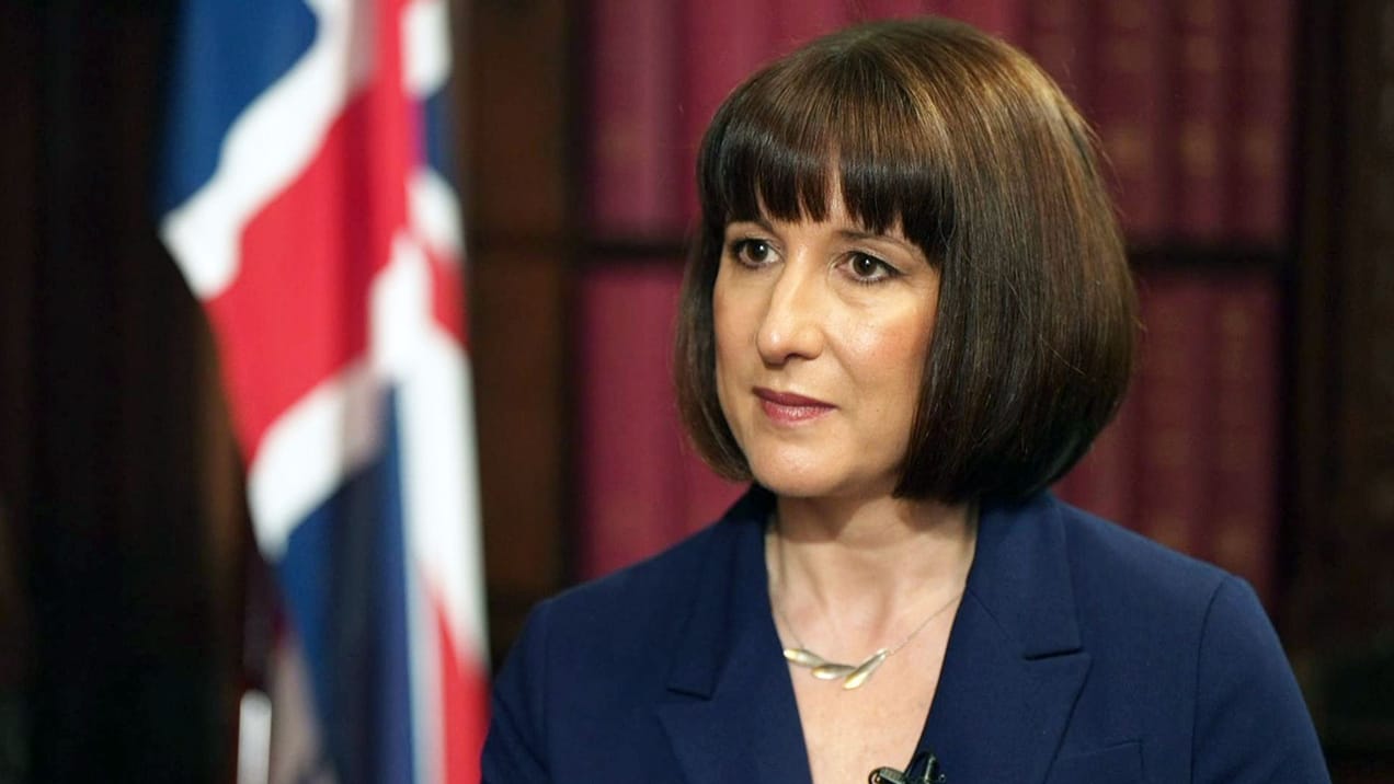 Relance au Royaume-Uni: la ministre des Finances veut aller "plus loin, plus vite"
