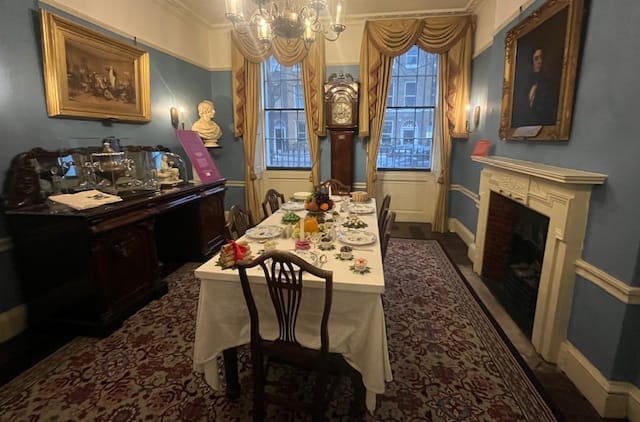 Dickens et les expats