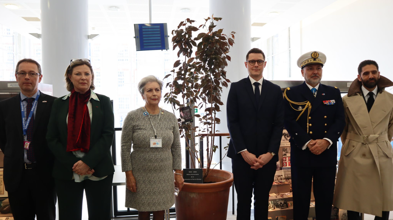 Un symbole vivant pour la paix : le LFCG commémore les 80 ans de la Victoire du 8 mai 1945