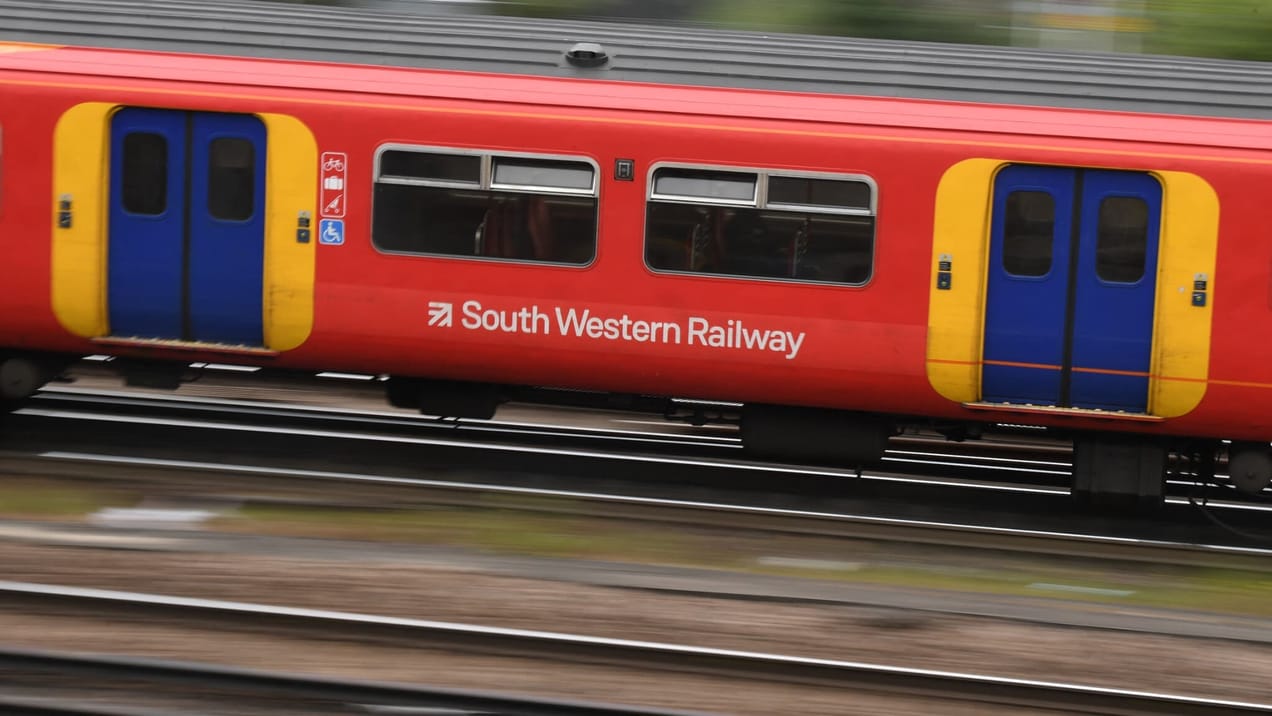 Royaume-Uni: la South Western Railway devient la première compagnie ferroviaire renationalisée