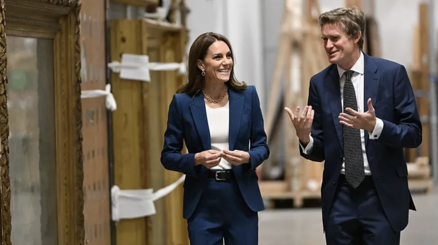 La princesse Kate signe une "mini-exposition" dans un musée londonien