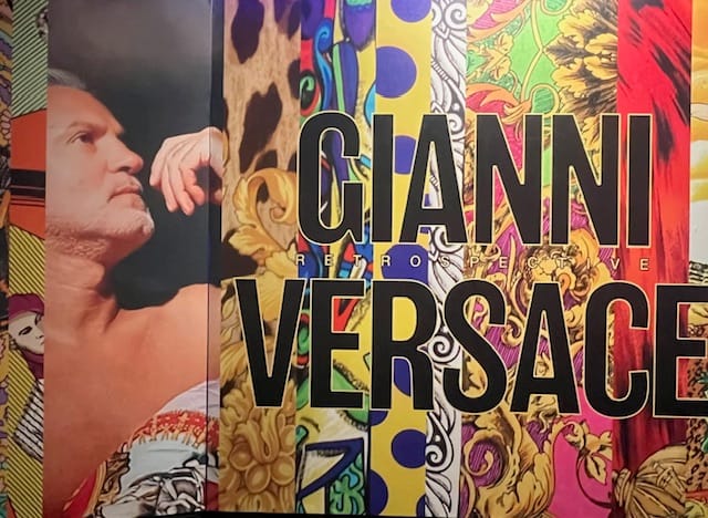 Exposition Versace : Londres rend un hommage vibrant à la sensualité, à l’audace et au luxe !