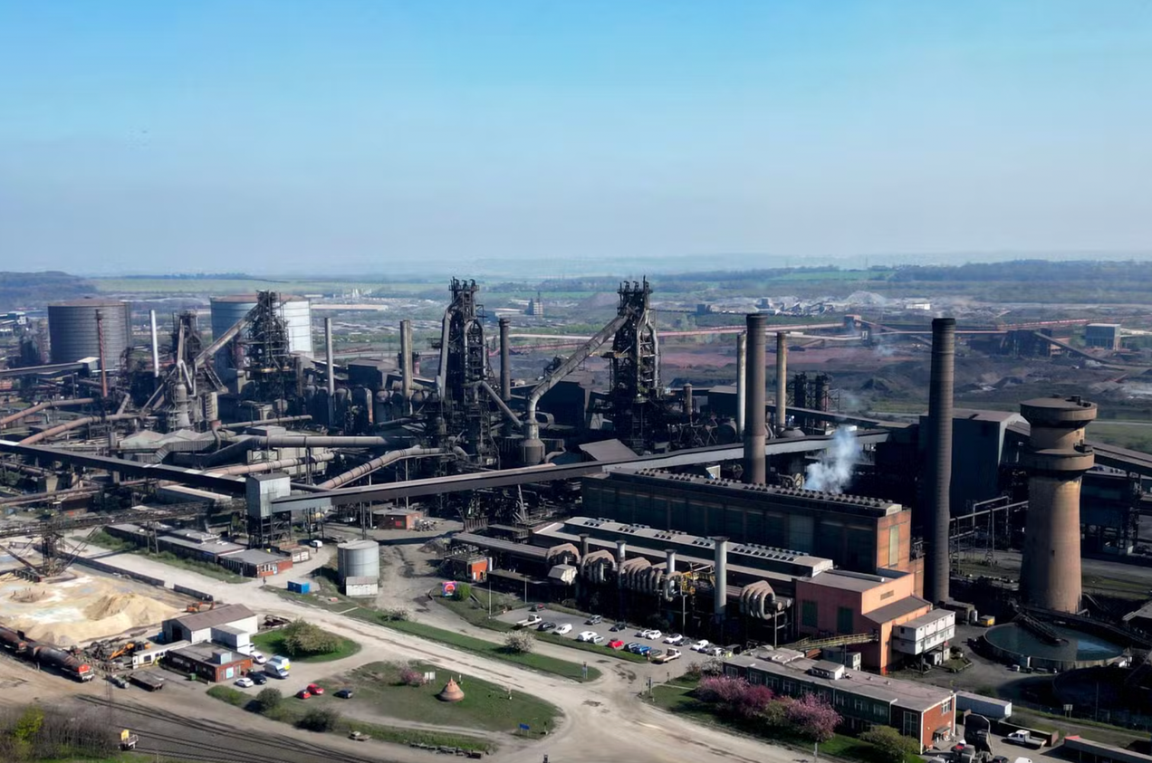 Crise de la sidérurgie britannique : Londres reprend le contrôle de sa troisième aciérie