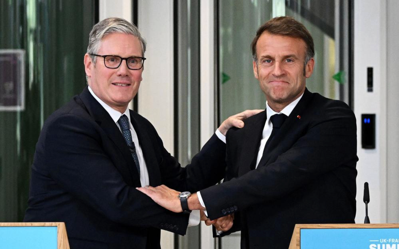 Starmer durcit les expulsions de migrants : quel impact sur les Français du Royaume-Uni ?