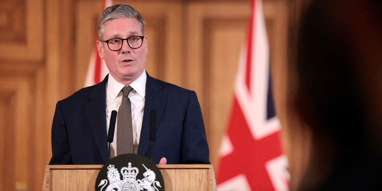 Quinze mois au pouvoir et déjà en sursis : Keir Starmer peut-il survivre politiquement ?