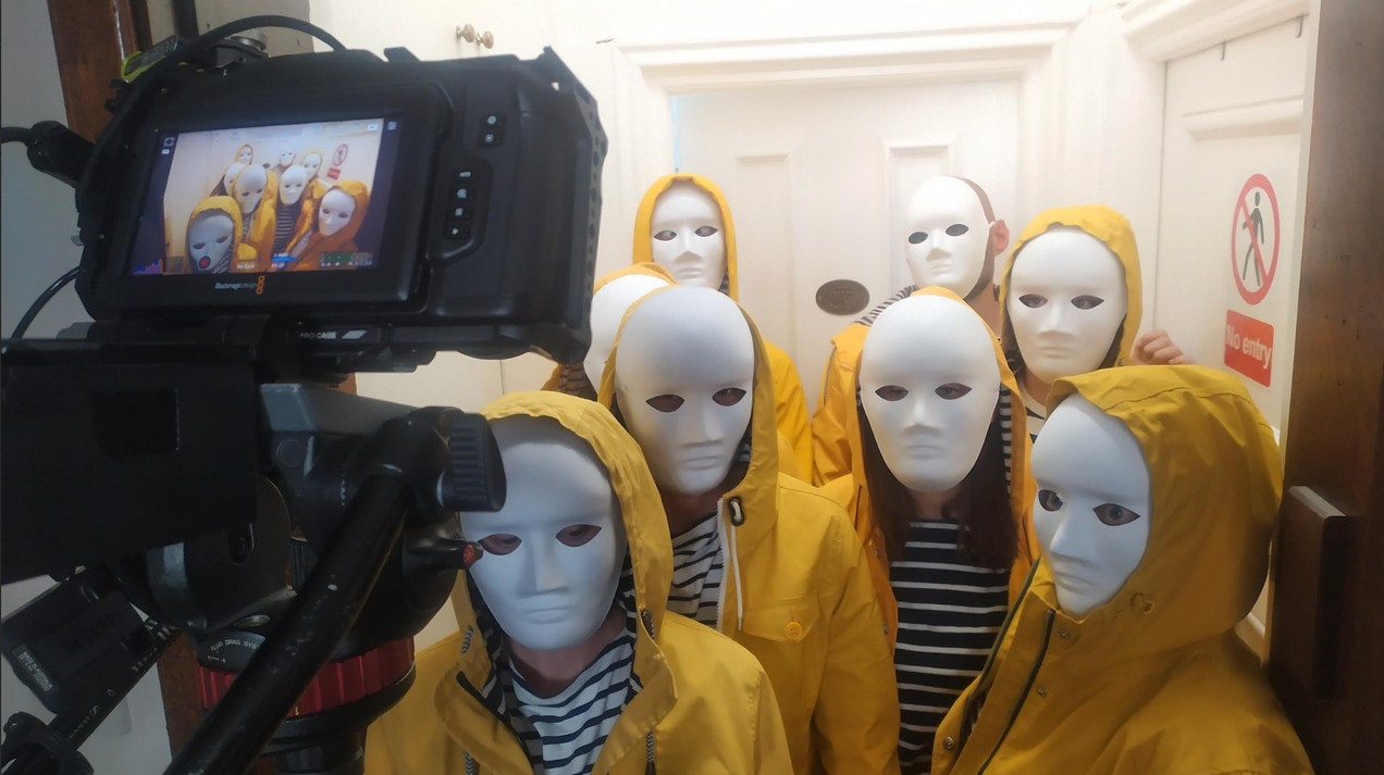 « Bouter les Anglais » : la saison 2 débarque le 23 novembre