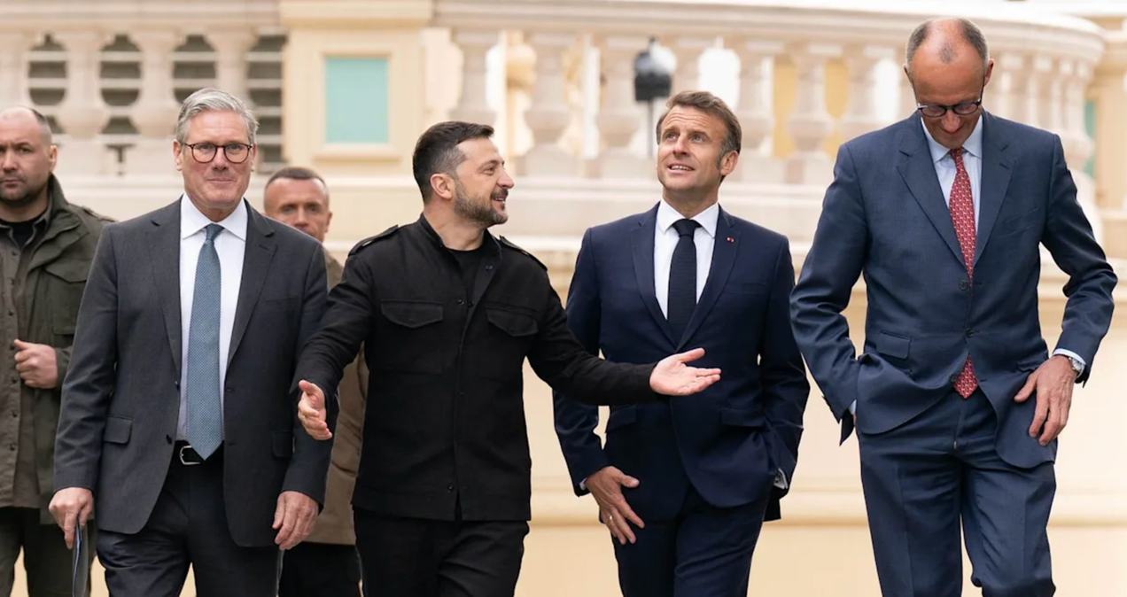 Zelensky à Londres : Macron, Starmer et Merz réunis pour l'Ukraine