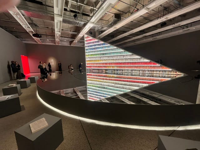 Es Devlin "Other Worlds" : Design, Art and Lady Gaga