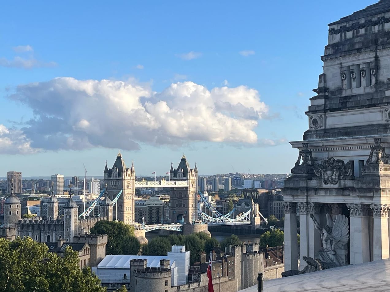 Savage Garden : le rooftop qui regarde la Tour de Londres et Tower Bridge