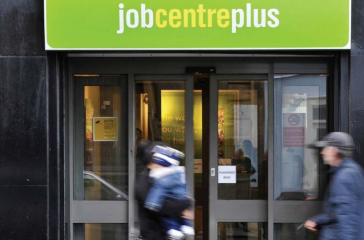 Royaume-Uni: le taux de chômage monte encore, les jeunes les plus touchés
