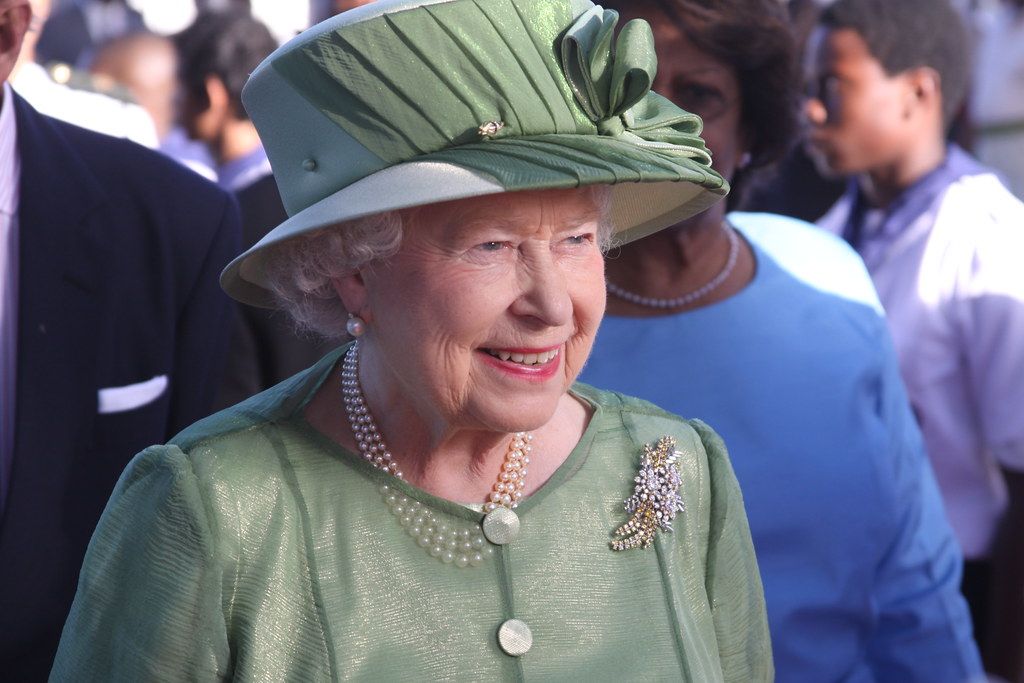 Le monde pleure la reine Elizabeth, Charles III s'adresse aux Britanniques