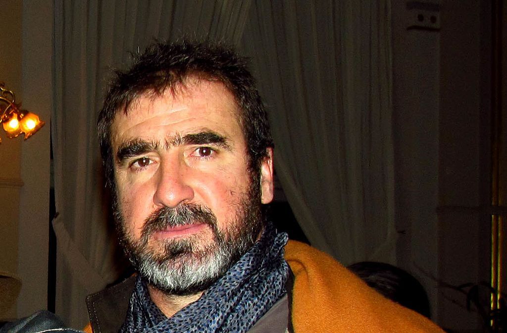 Et voilà Eric Cantona chanteur