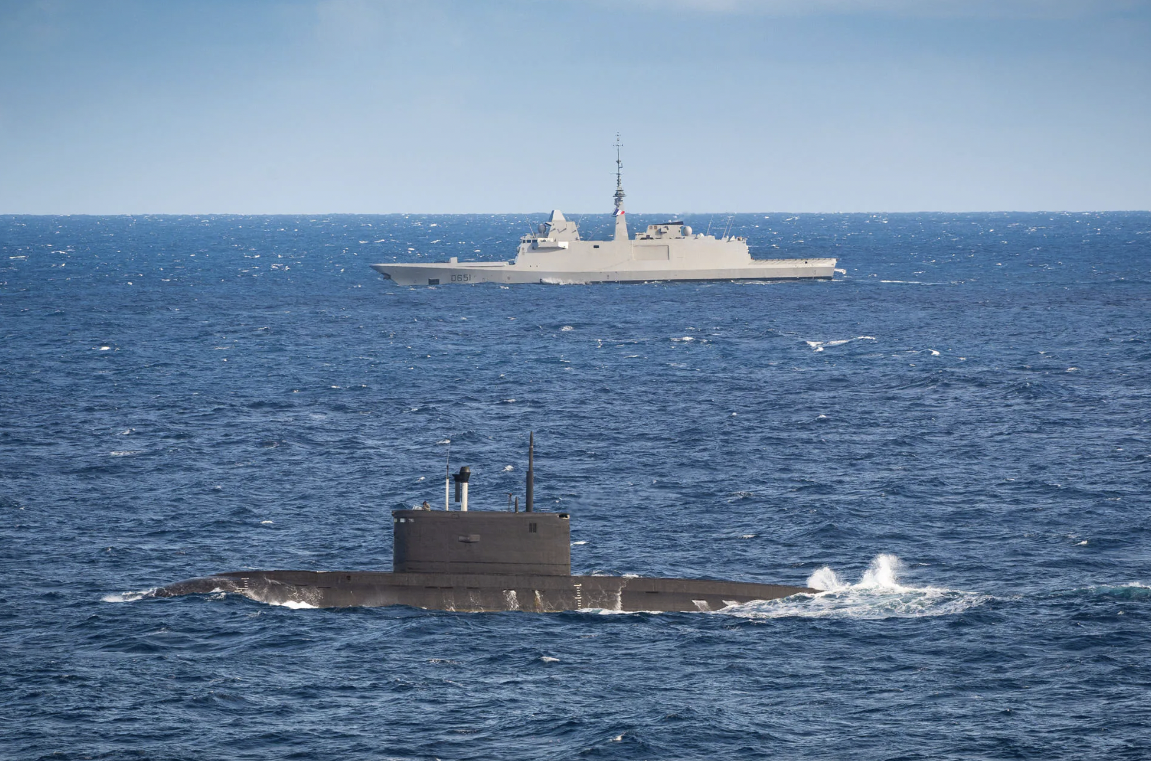 La Royal Navy traque un sous-marin russe pendant trois jours dans la Manche