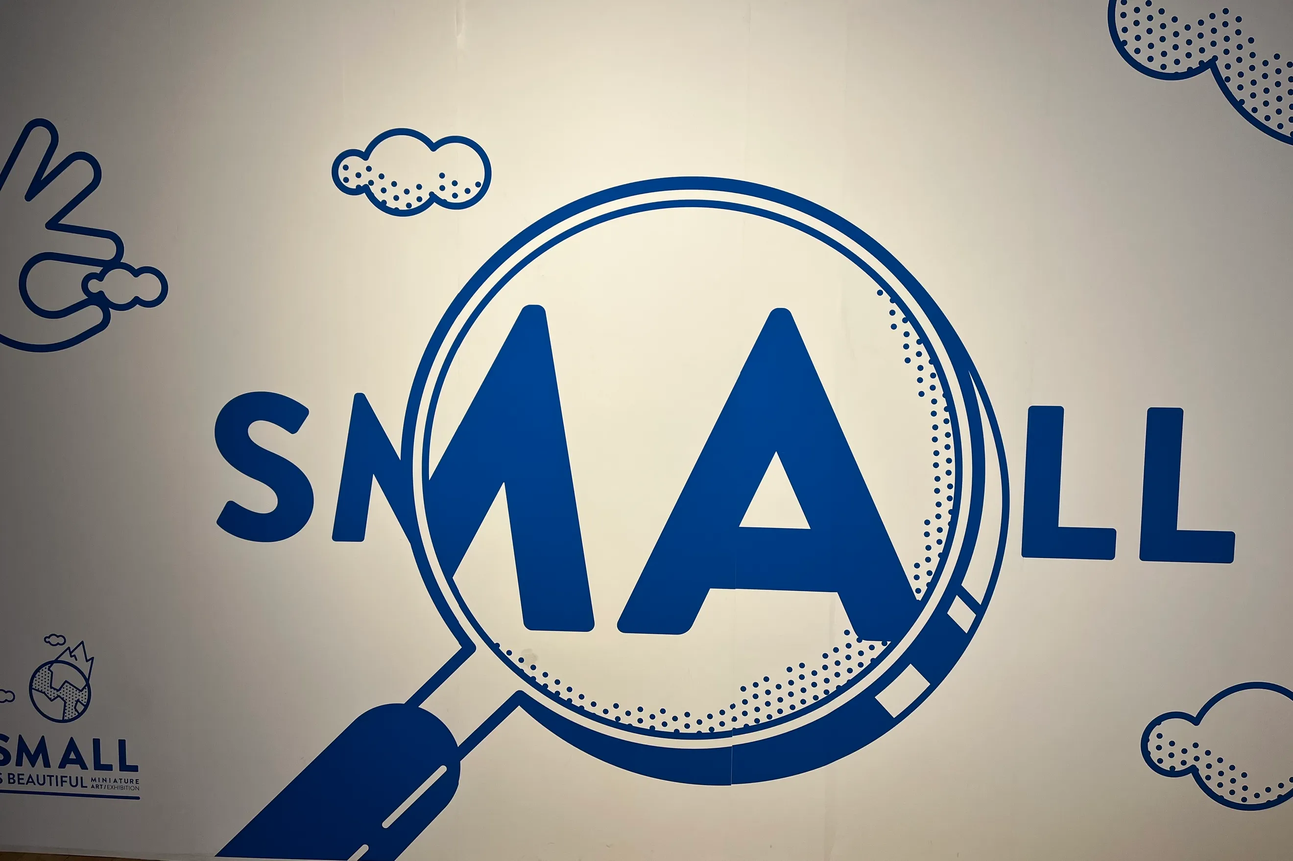 “ Small is Beautiful “ : l’Art en miniature s’expose à Londres.