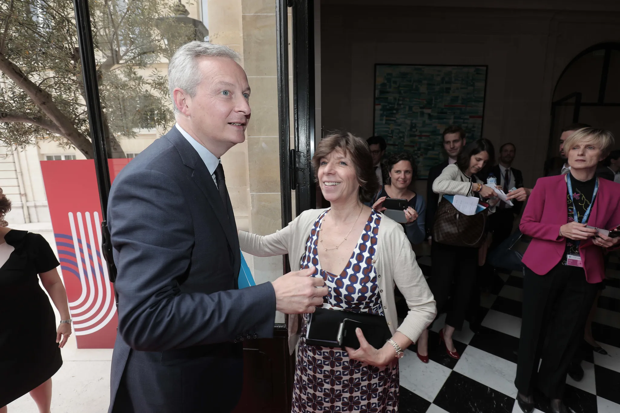Catherine Colonna, "une grande pro de la diplomatie", au Quai d'Orsay